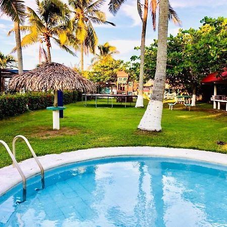 Hotel Bungalows Marbella Costa Esmeralda Monte Gordo エクステリア 写真
