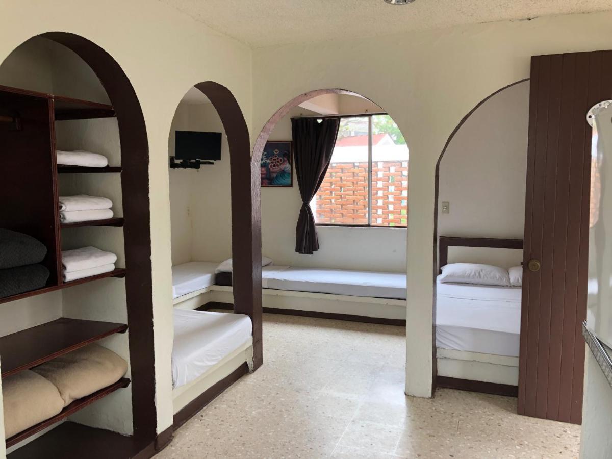 Hotel Bungalows Marbella Costa Esmeralda Monte Gordo エクステリア 写真