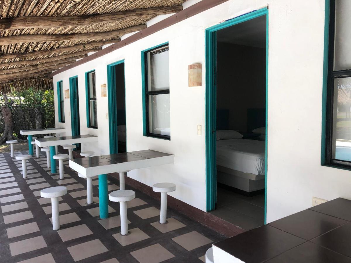 Hotel Bungalows Marbella Costa Esmeralda Monte Gordo エクステリア 写真