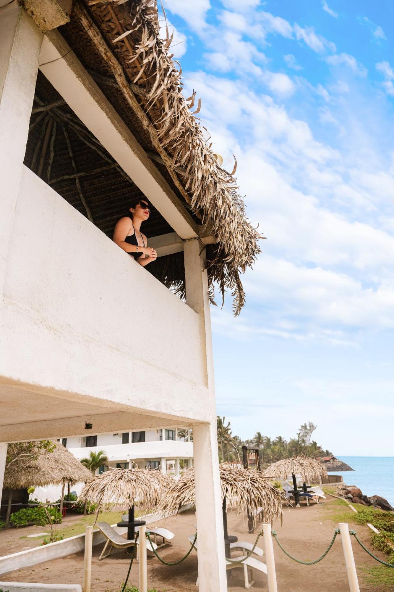 Hotel Bungalows Marbella Costa Esmeralda Monte Gordo エクステリア 写真